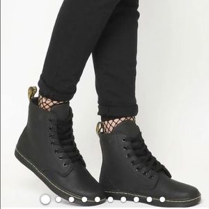 Doc Marten Shoreditch boots